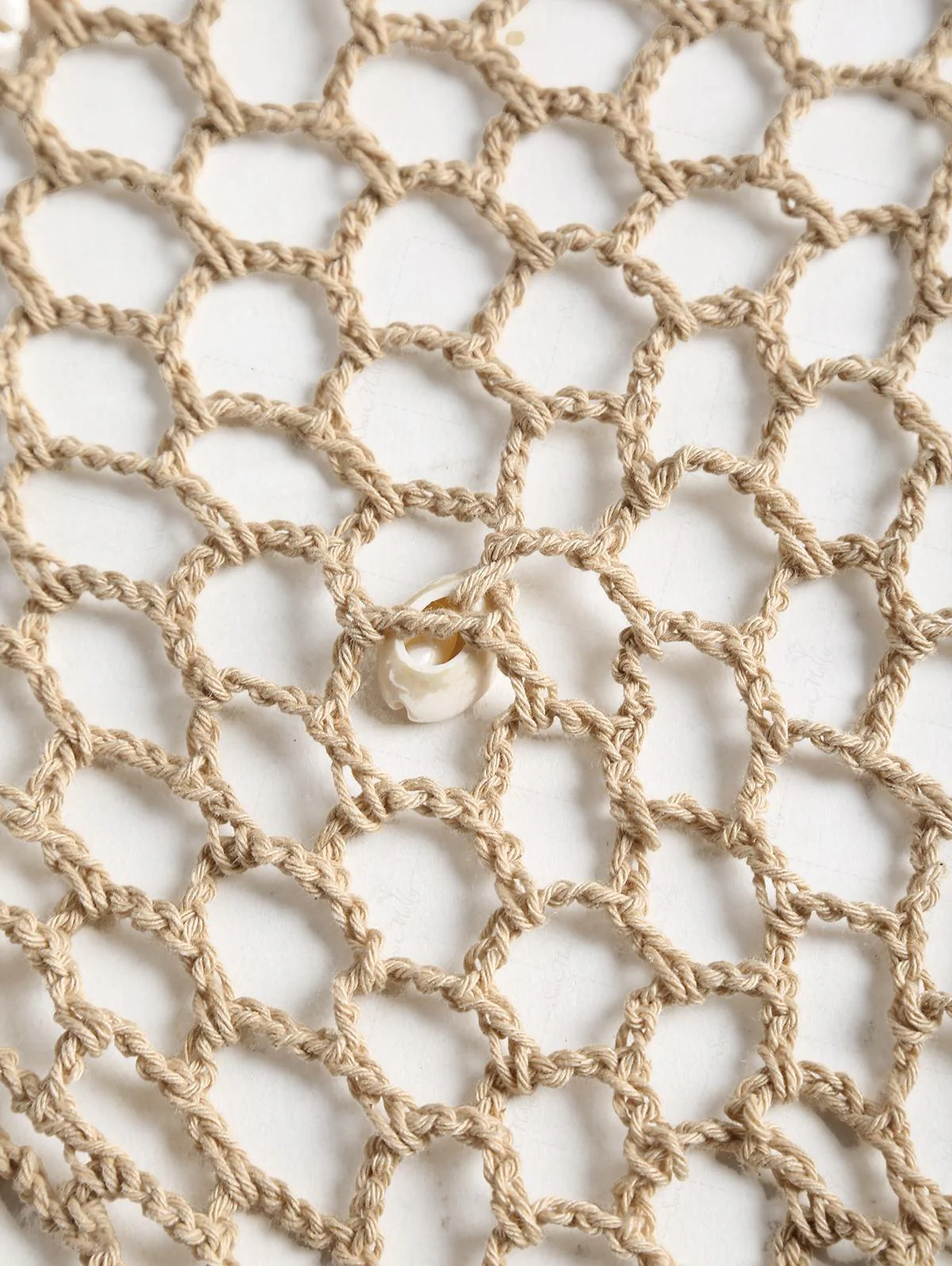 Gehäkelter Strand-Sarong mit ausgehöhlter Muschel-Dekor - Image 4