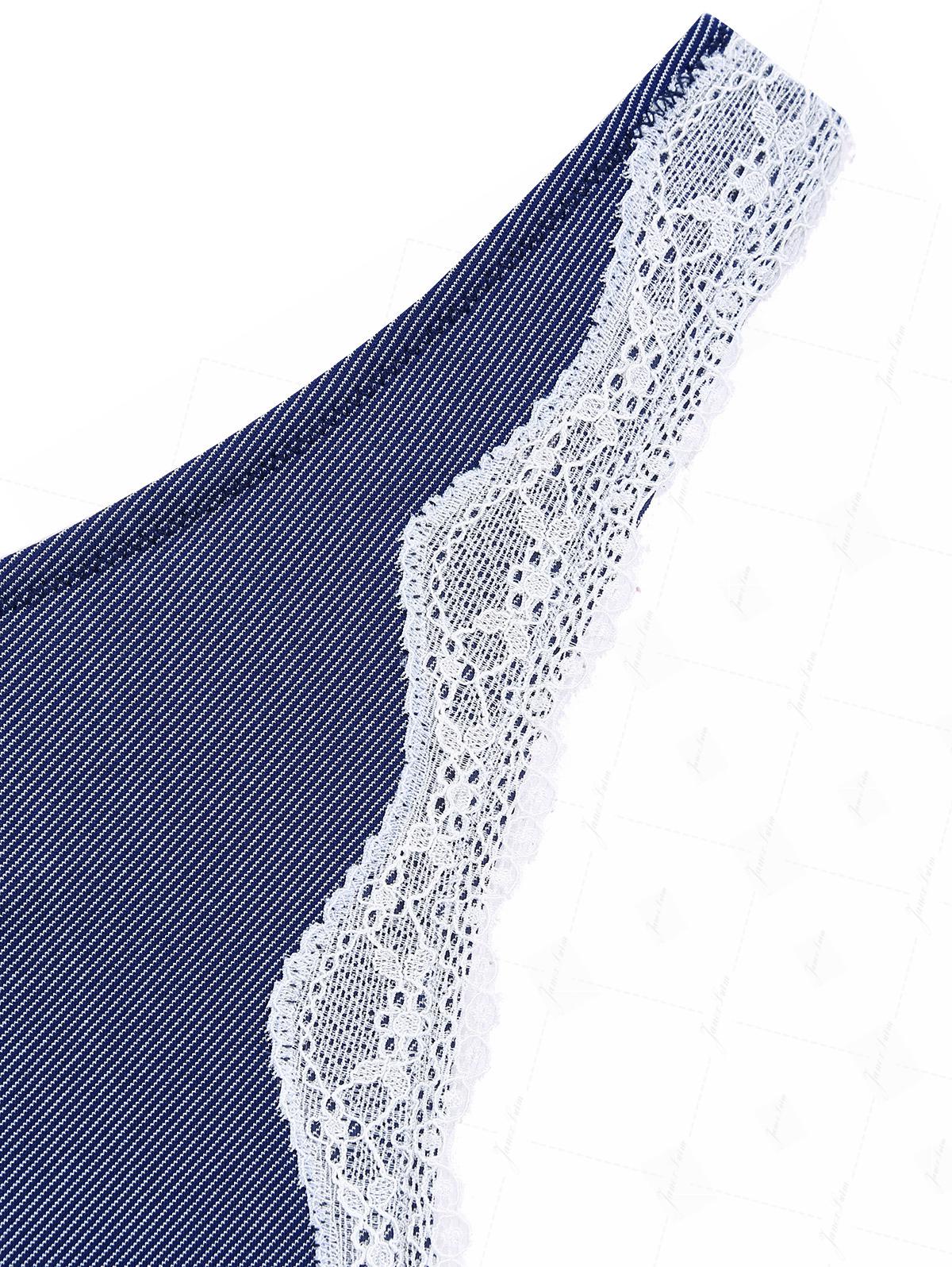 Dunkelblauer Denimstoff, kontrastierende Spitze, String-Bikinihose - Image 6