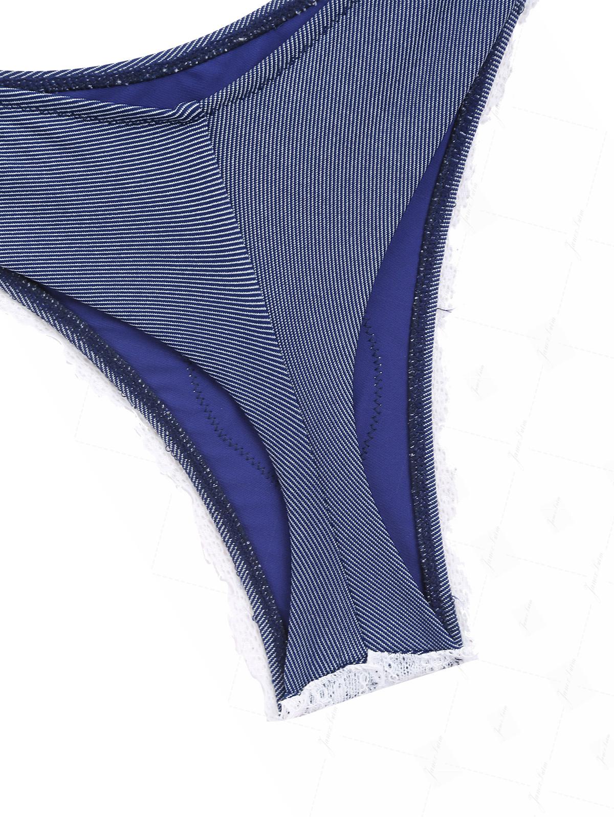 Dunkelblauer Denimstoff, kontrastierende Spitze, String-Bikinihose - Image 8