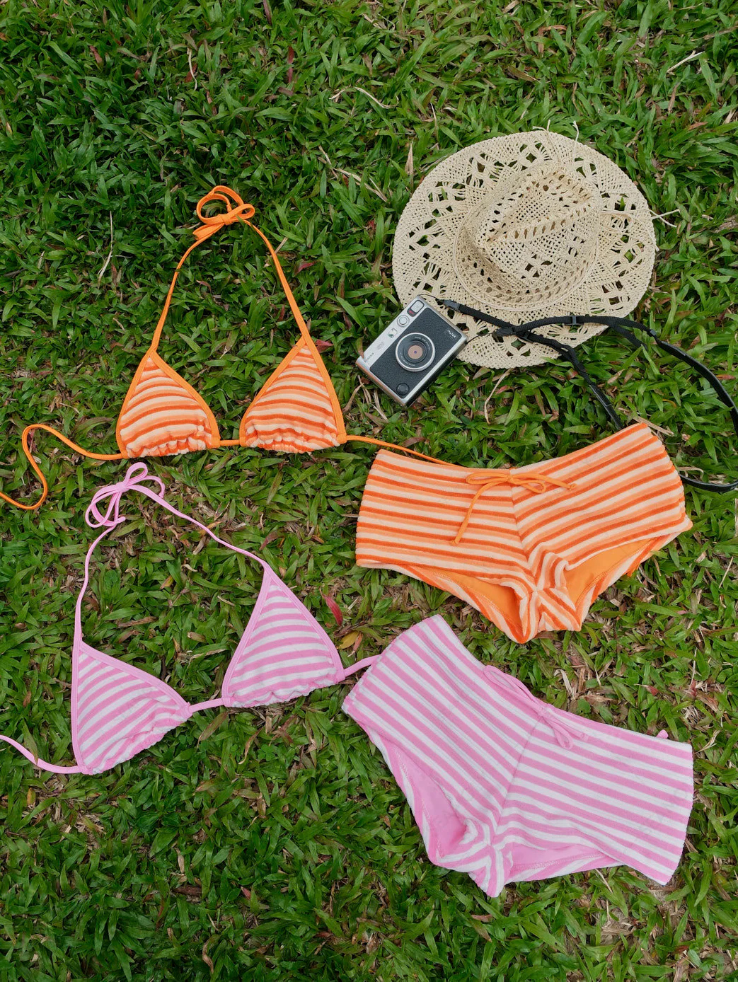 Seamolly Frottee-Bikini-Set mit gestreifter Einfassung und frechen Boyshorts - Image 3